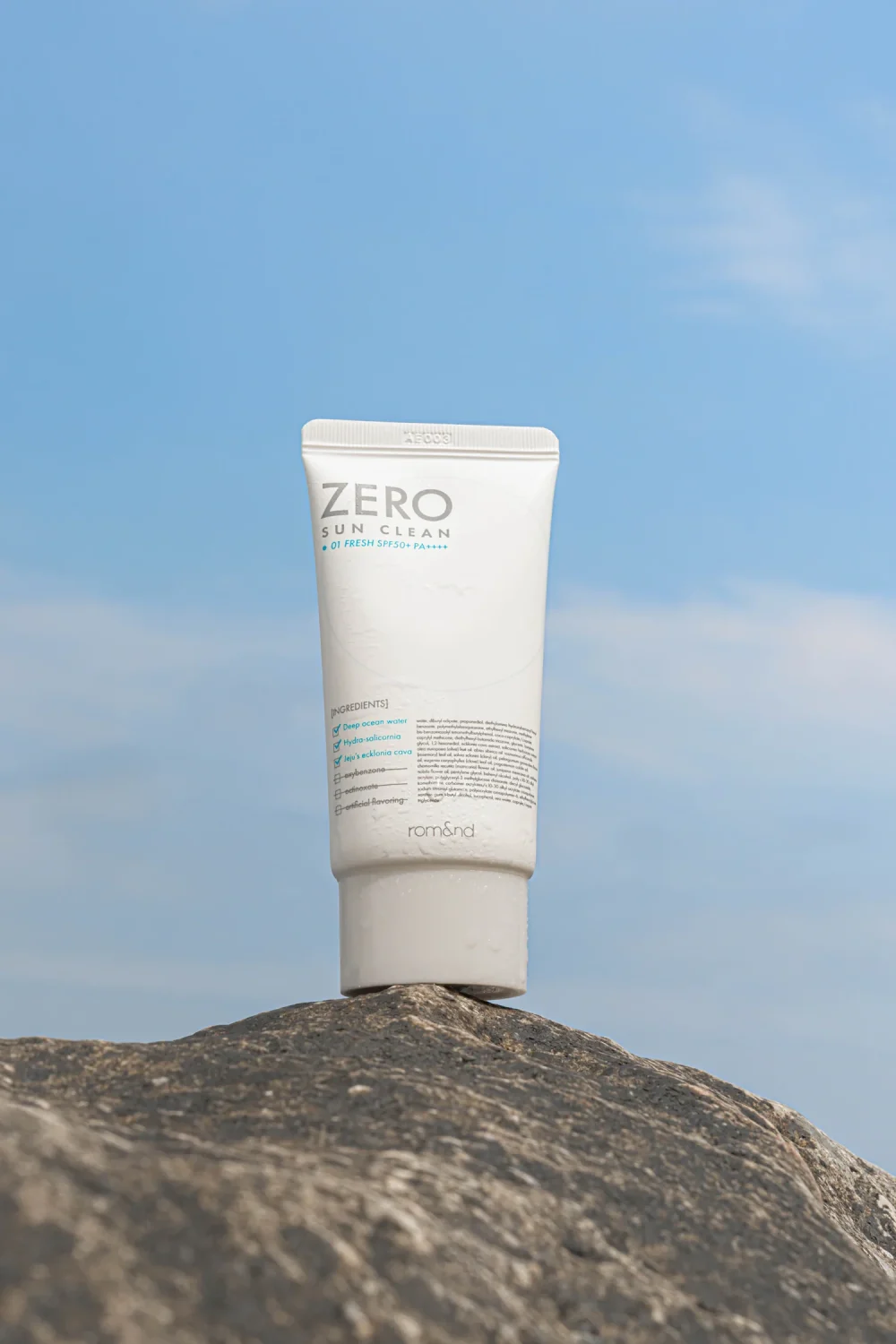 ضد آفتاب رومند ++++Zero Sun Clean SPF50+ PA محافظت کامل و تنفس پوست